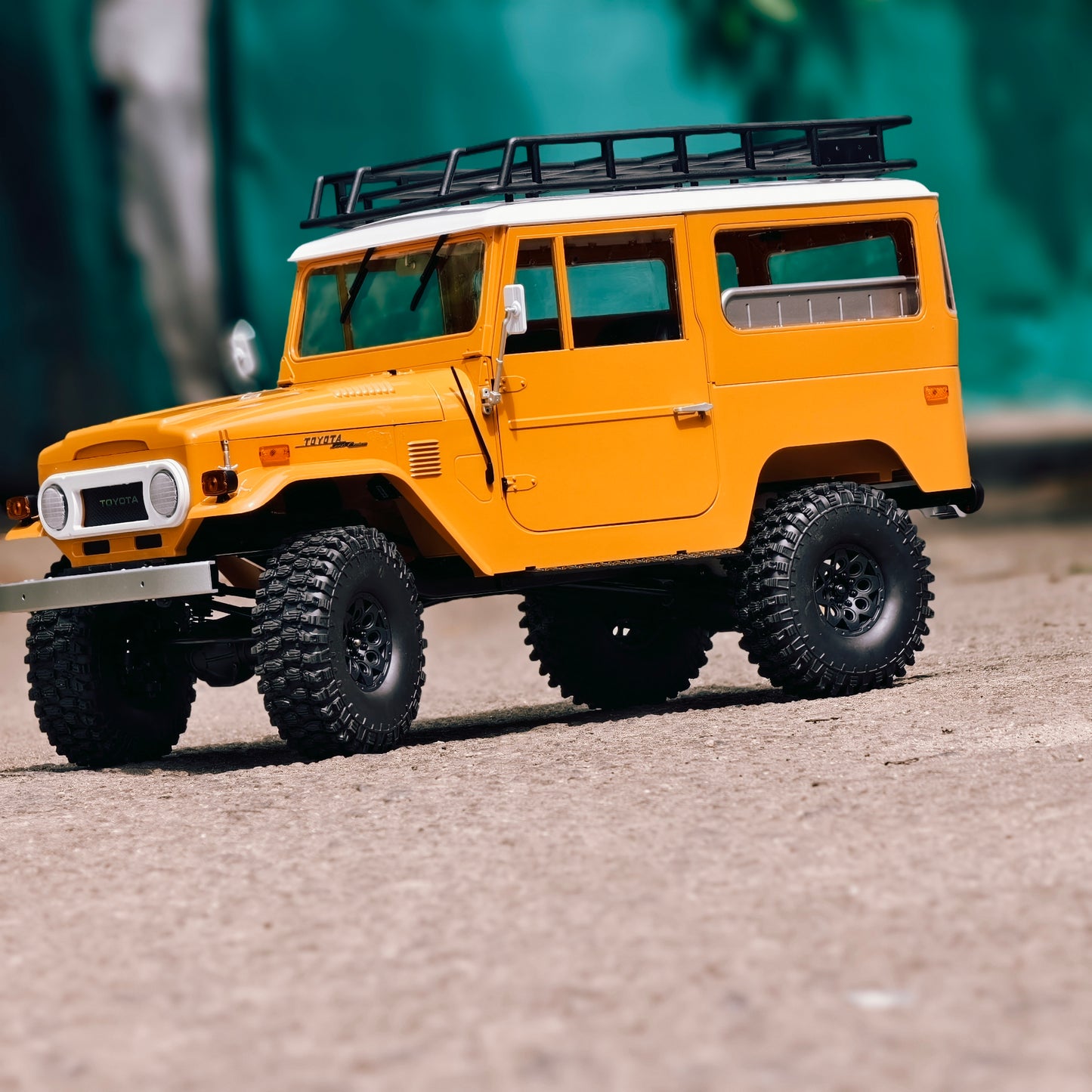 FMS 1/10 Toyota FJ40 – Licensed Classic Scale RC Crawler