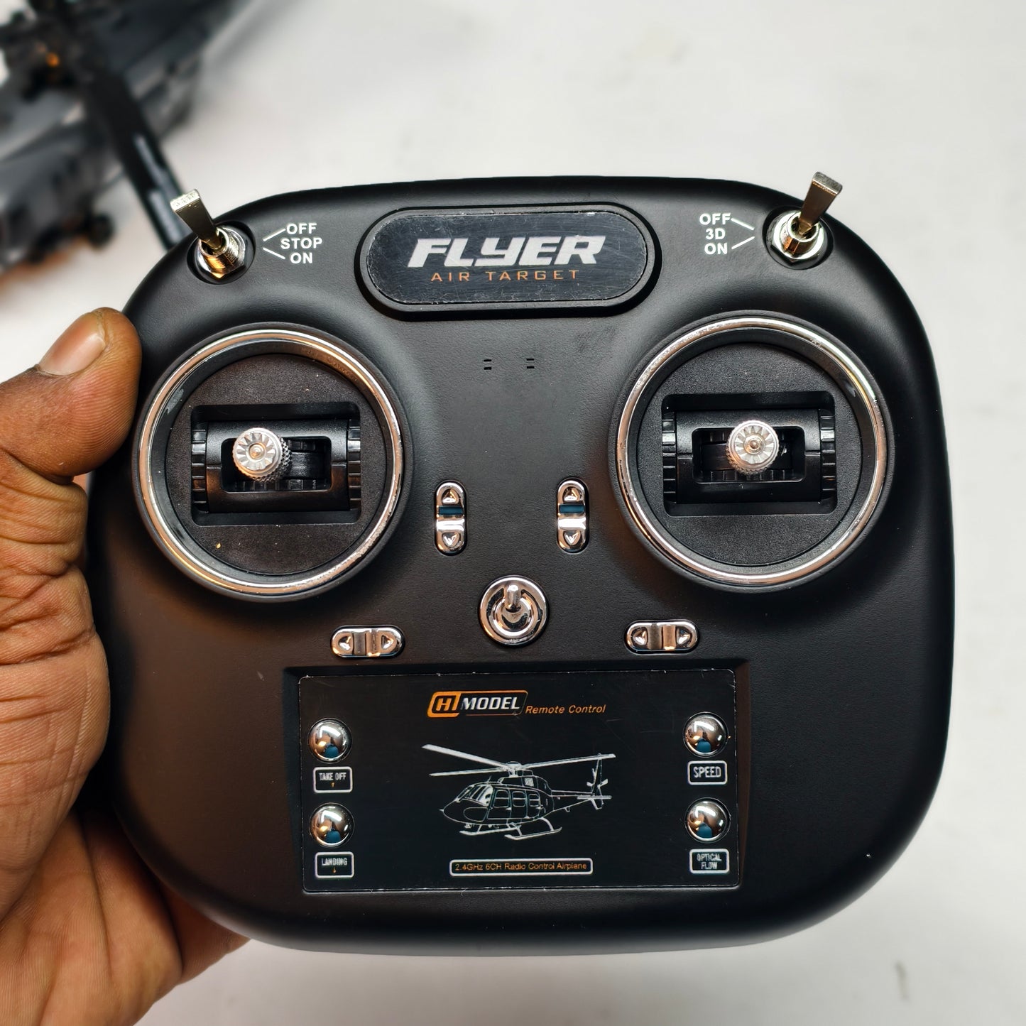 6-Channel Extreme 2.4GHz RC Helicopter with 6-Axis Gyro – Military Scale Design