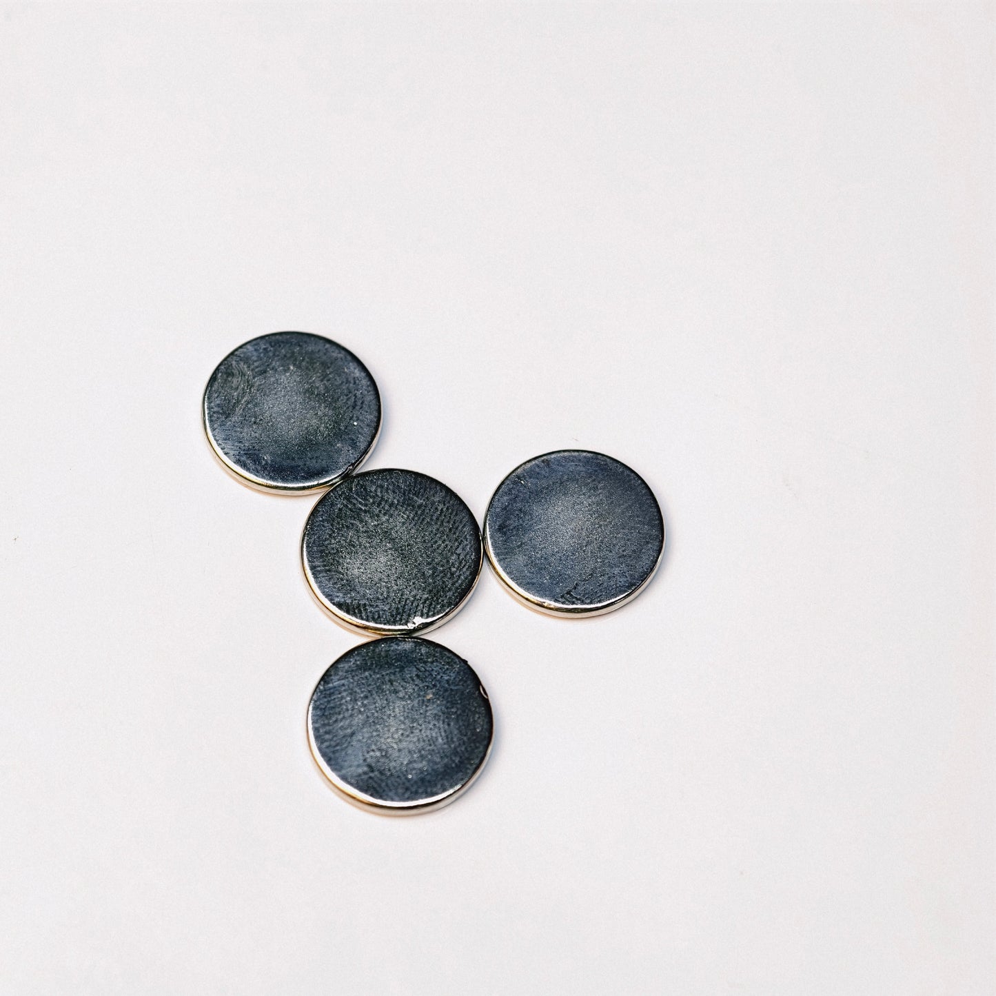 Rc magnetic body shell mount for 1/8, 1/10, 1/12 and 1/14 scale size