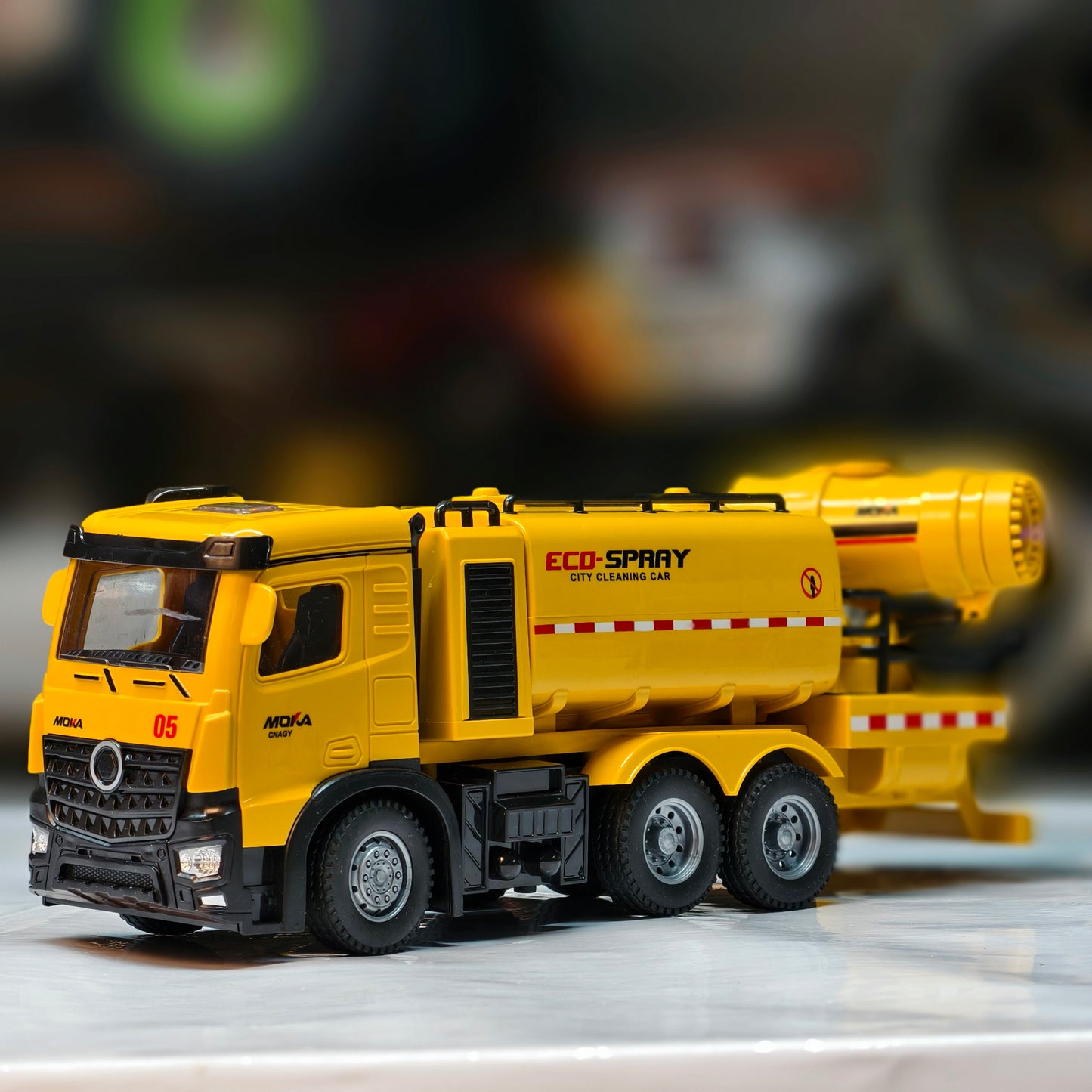 Spray Sprinkler Truck