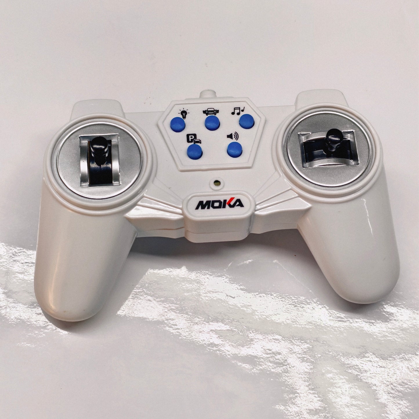 Moka U8 rechargeable 1:12 scale rc car with automatic opening Doors